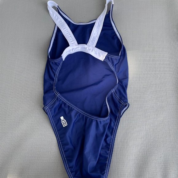 Pengu Swimwear Collection - Picture 5 of 5